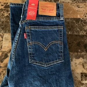 Levi’s wedgie fit women’s jeans
